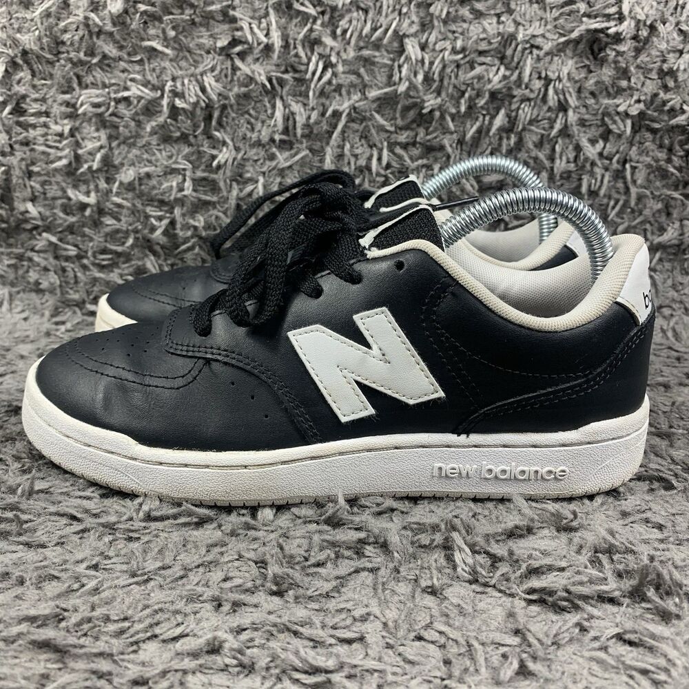 NEW BALANCE BB80 COURT  Black And White Women’s 7.5 B